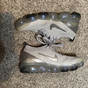 Nike Women’s Vaporknits